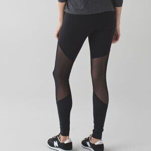 Lululemon - Rare Barre Star Pants - Like New Condition, Black - 4, 6 or Small